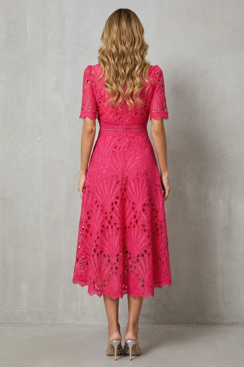 Abito Midi Elegante in Pizzo - Elegante