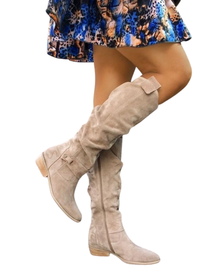 Zavira™ | Elegant, Warm Suede Boots for Women
