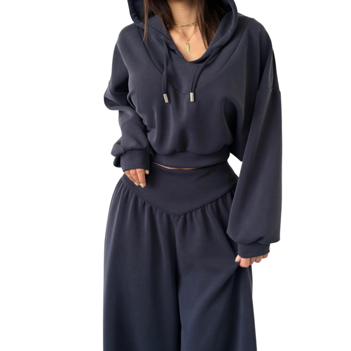 Set Wina da Donna - Confortevole Loungewear Pantaloni a Gamba Larga e Hoodie Corto