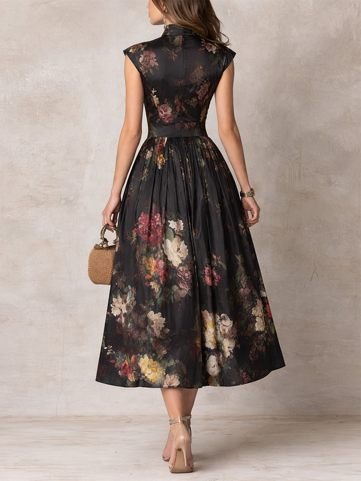 Abito Midi in Raso Pieghettato con Collo a Fessura - Elegante
