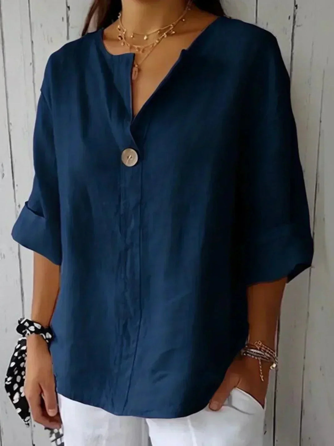 ZAMMA | Relaxed V-Neck Top